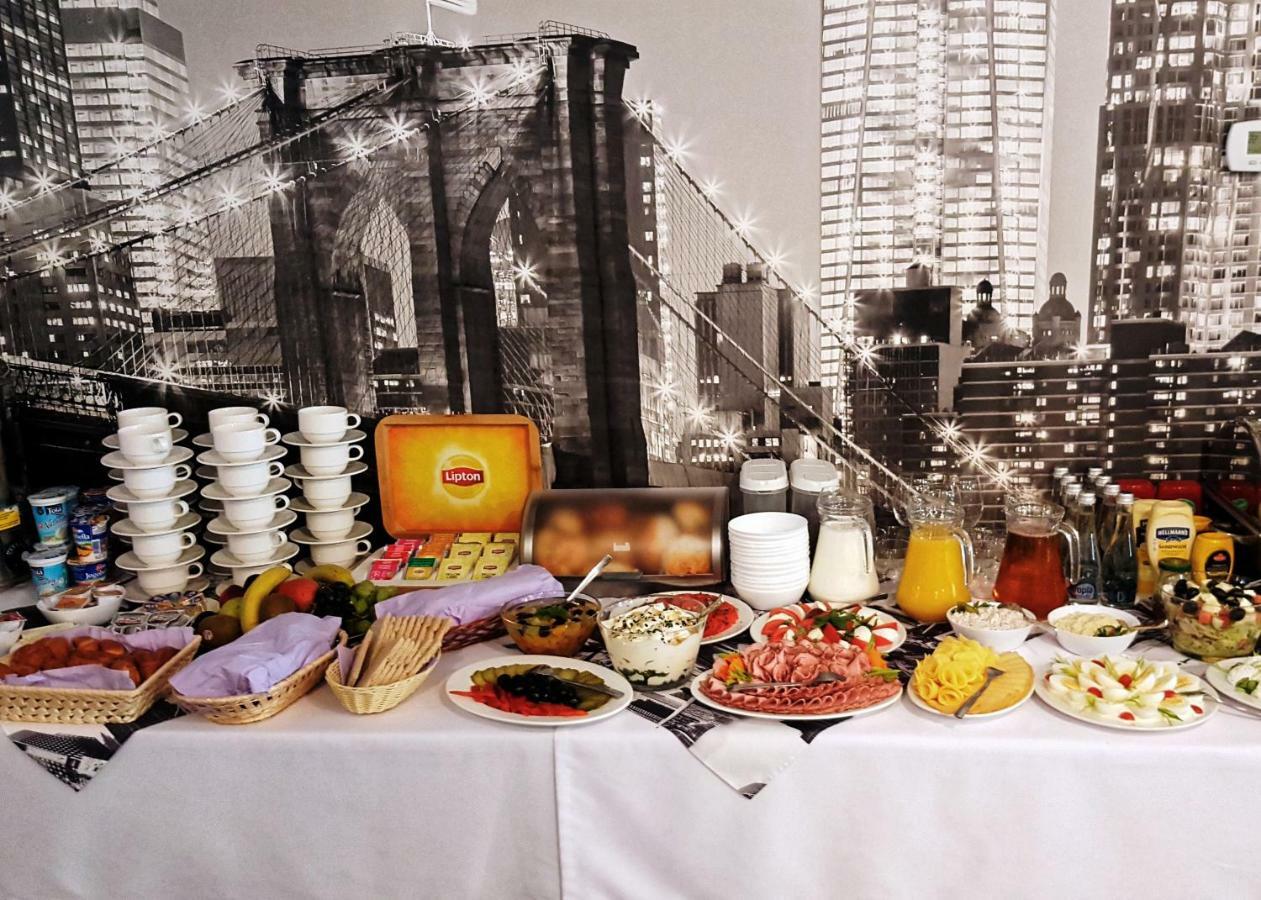 Brooklyn Noclegi Jasło Kültér fotó